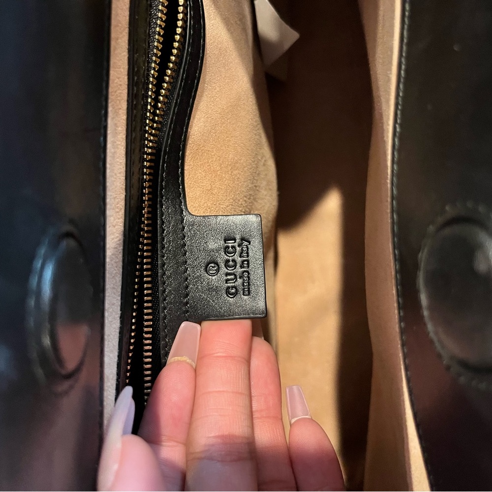 Authentic Gucci bag with Bamboo top handle. 453764 D4HDG - Picture 8 of 9